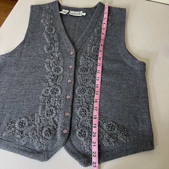 Vintage Rafaella Sweater Vest Size Medium Gray Merino Wool Floral Embroidery - Picture 5 of 11